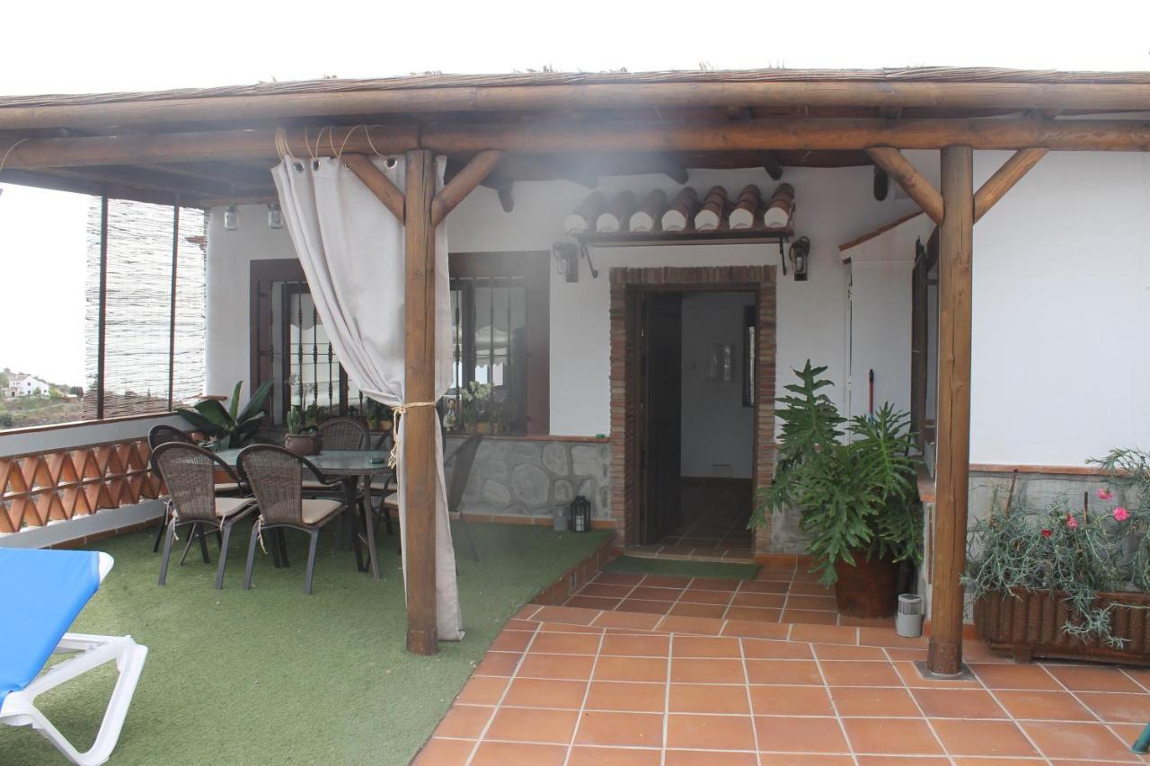 Camaron Villa